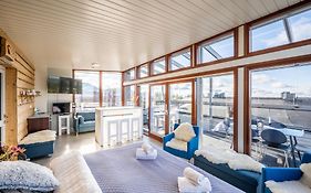 Hotel Arctic Zone